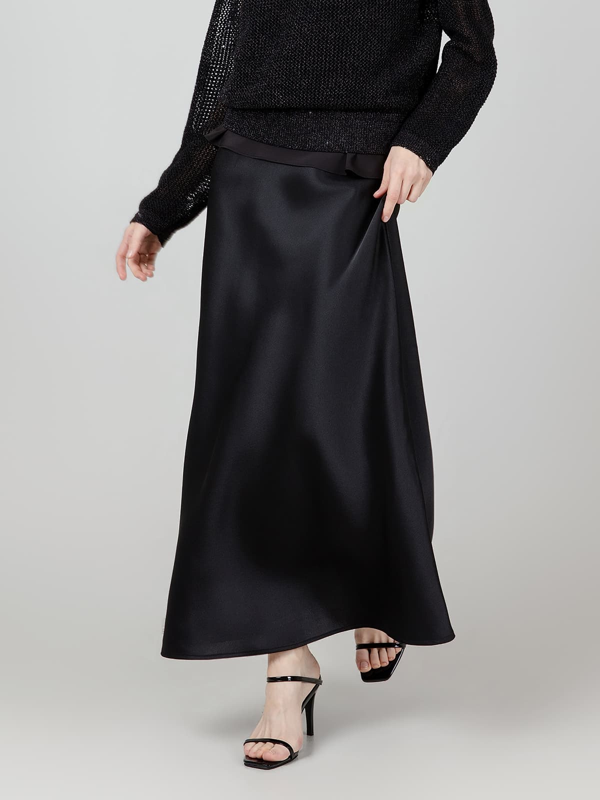 펄 새틴 스커트